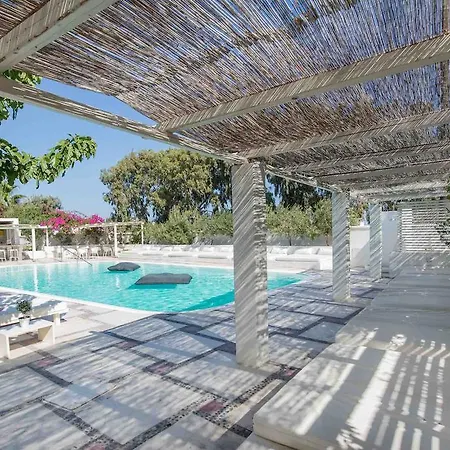 Hotel 28 Kamari (Santorini)